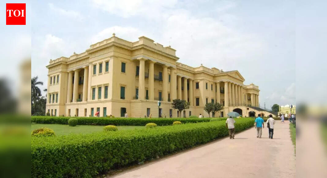 Bengal ranks 2nd in India in drawing foreign tourists