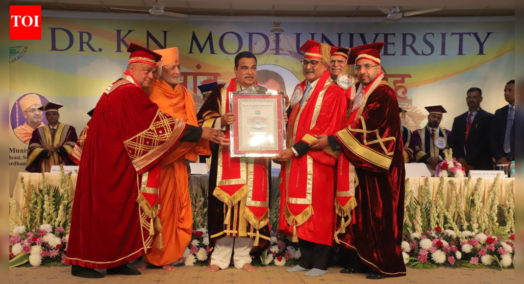 Dr. K. N. Modi University holds 8th convocation in Delhi