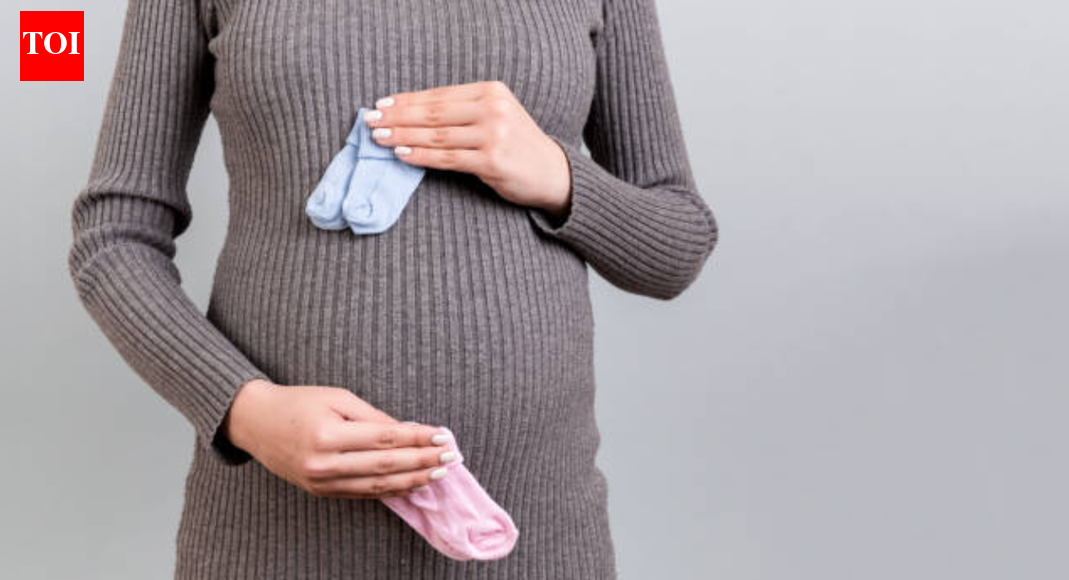 प्रारंभिक संकेत कि आपके गर्भ में जुड़वाँ बच्चे हो सकते हैं; माताएं सबसे पहले क्या नोटिस कर सकती हैं