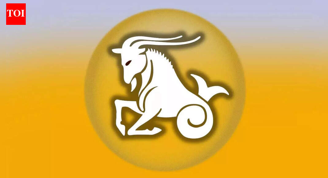 Capricorn Shani Horoscope for December 2025: Saturn will shake the foundation of everything you’ve delayed
