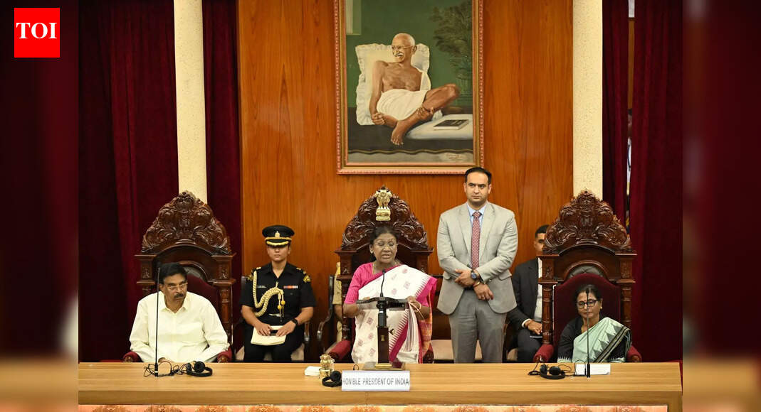 President Droupadi Murmu urges Odisha lawmakers to lead by example, speak with discipline