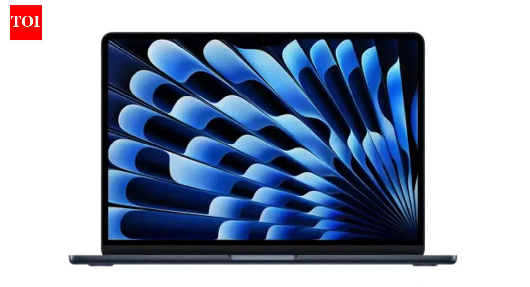 Apple MacBook Air M4 price drops to Rs 55,911 in Croma Black Friday Sale; check bank discount and exchange offer
