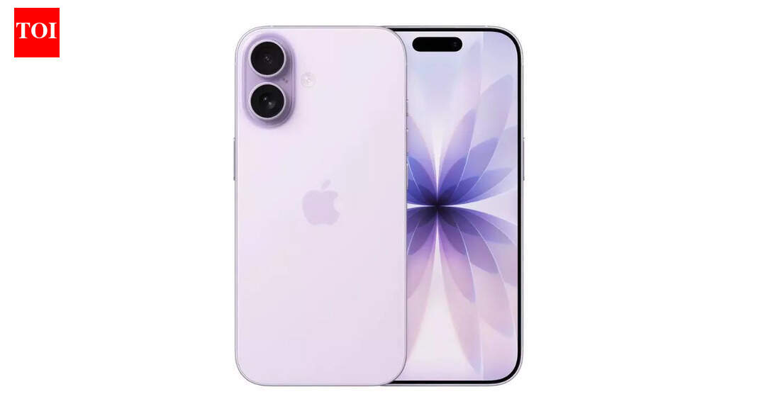 Apple iPhone 17 is available for Rs 45,900 in Croma Black Friday Sale; know how to grab the deal