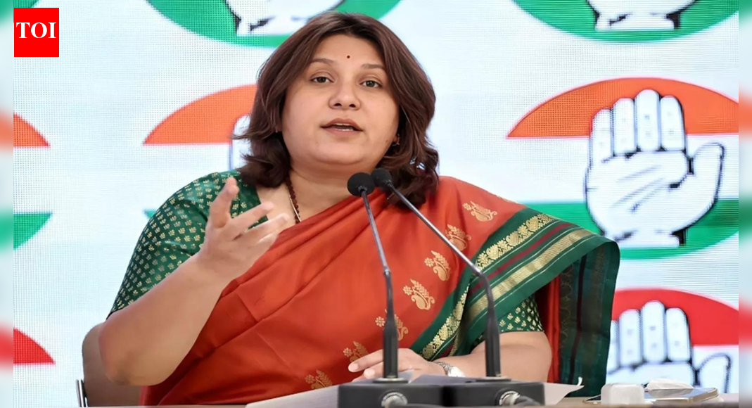 <div>Congress slams Rajya Sabha directive curbing slogans like 'Vande Mataram' & 'Jai Hind' in Parliament</div>