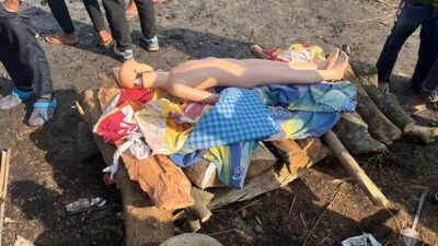 Delhi man takes dummy ‘corpse’ to funeral to fake employee death, claim insurance