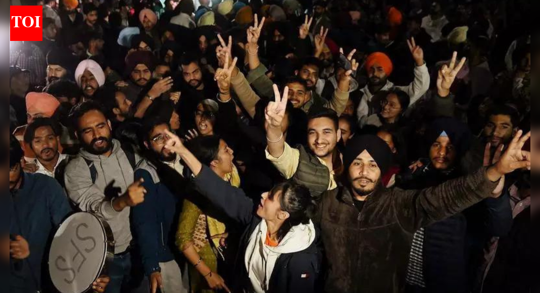 After 26 days of dharnas, Vice President approves Panjab University Senate election schedule; Morcha says 3 demands pending