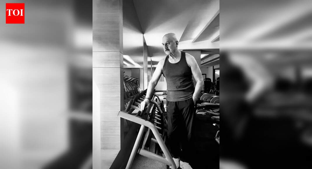 Anupam Kher's latest gym session proves discipline has no expiry date