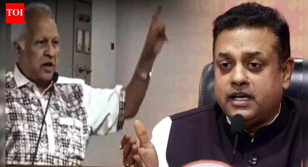 Congress, BJP Face Off Over Kumar Ketkar's Controversial Remark CIA, Mossad Helped Modi Win in 2014