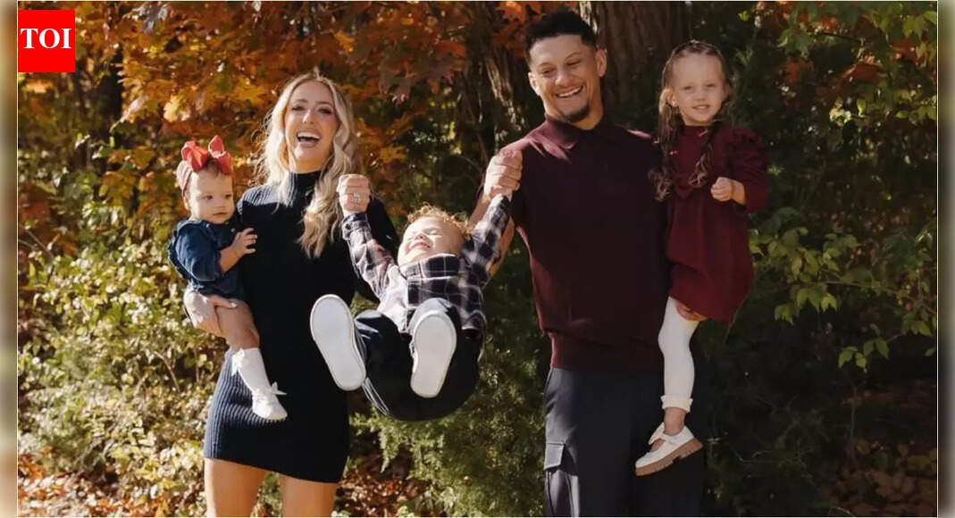 "My heart": Patrick Mahomes' mom Randi reacts as Chiefs star shares warm Thanksgiving moments with Brittany and kids ahead of tense game