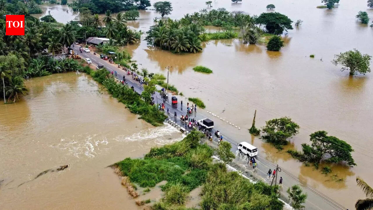 Cyclone Ditwah Intensifies, Monsoon Fury Slams Sri Lanka With At Least ...