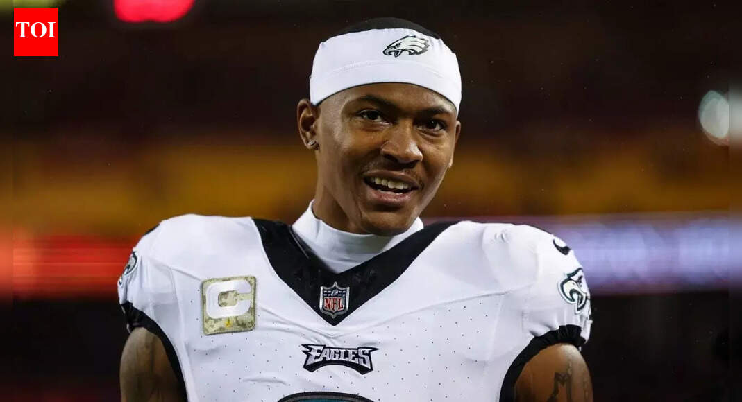 Will DeVonta Smith play against the Chicago Bears in Week 13? Latest injury update on the Philadelphia Eagles WR