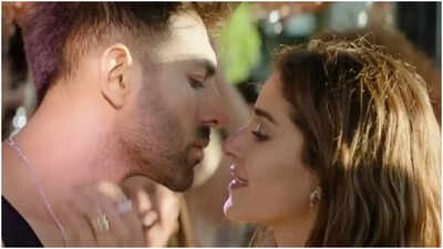 ‘Tu Meri Main Tera’ title song out: Kartik Aaryan and Ananya Panday's chemistry explodes, fans hail song's 'killer hook step