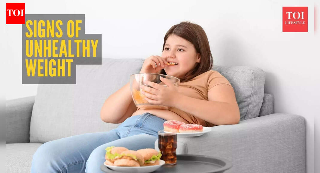 7 early signs a child is gaining unhealthy weight, according to pediatric experts