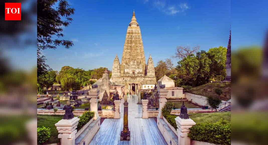 13 Buddhist pilgrims detained at Gaya airport for visa violations