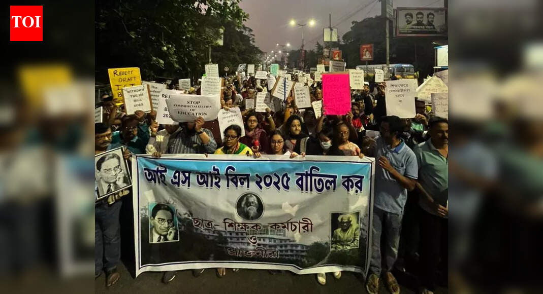 At street stir, teachers, students call for political support against ISI bill