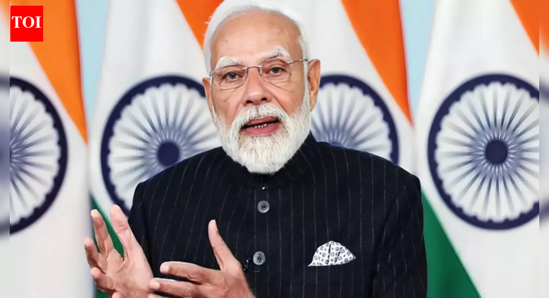 <div>To boost trade ties, PM may visit Jordan & Oman in Dec</div>