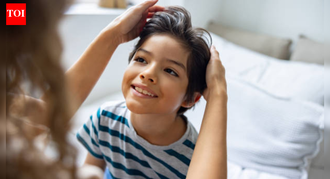 How to use coconut oil and curry leaves for kids’ hair growth