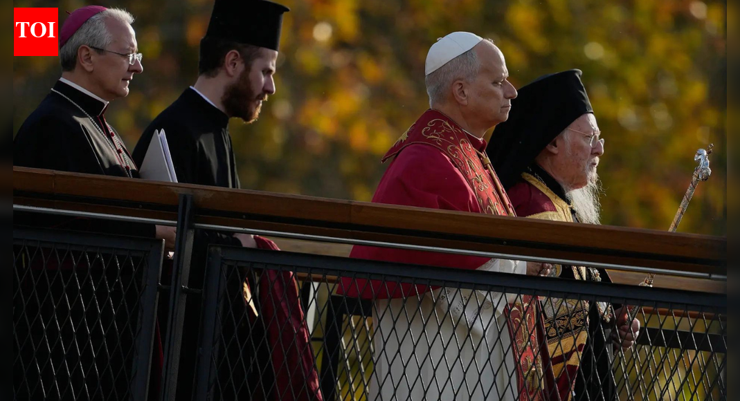 Pope joins patriarchs from East and West at historic Christian site in Turkey to pray for unity