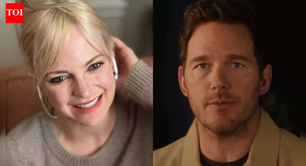 'Guardians of the Galaxy’ star Chris Pratt and ex Anna Faris spotted together in a rare moment, hug after dropping their son