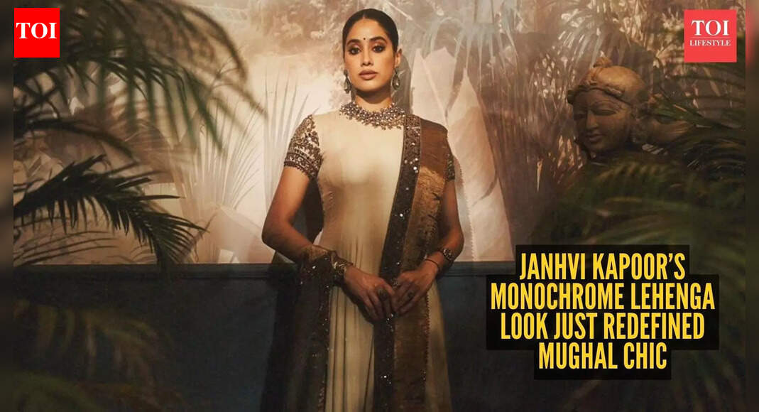 Janhvi Kapoor’s monochrome Mayyur Girotra Anarkali look is straight out of a Mughal fantasy