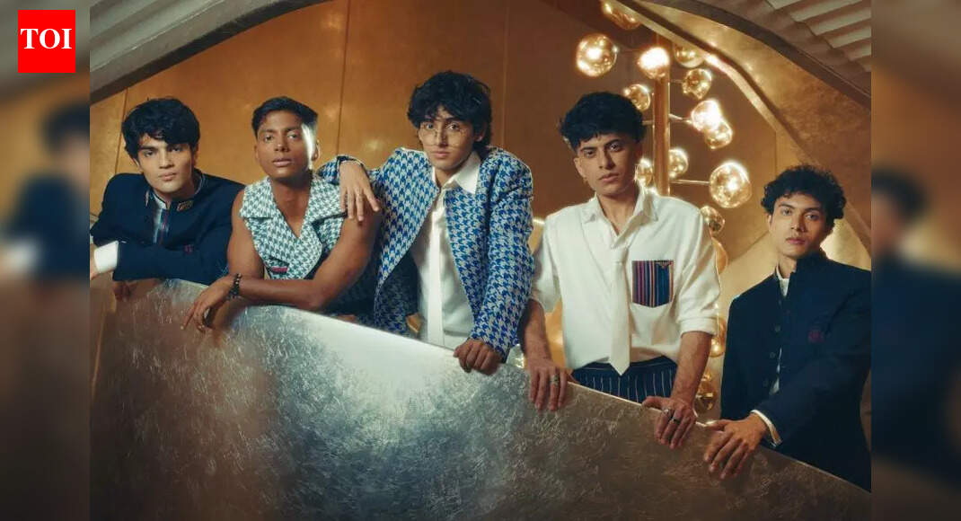 OutStation’s FC Road appearance draws large crowd in Pune