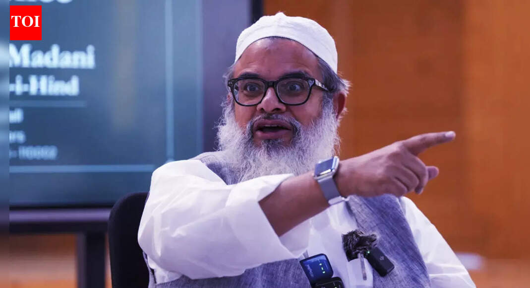 <div>'Murda qaum, zinda qaum': Jamiat chief Mahmood Madani stokes row; BJP hits out</div>