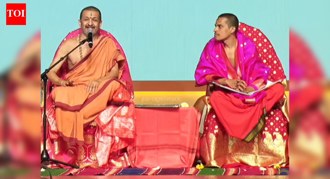 In rare convergence, 2 Madhva mutt chiefs meet at Partagal