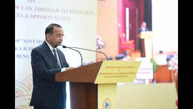 Supreme Court judge: Tech in judiciary a constitutional need now