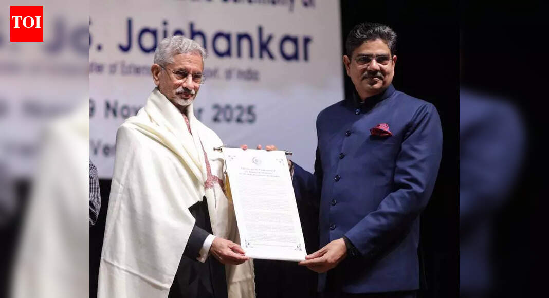 World looking beyond US, China to hedge against contingencies: EAM