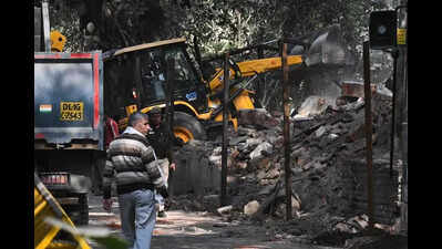 ‘Dangerous buildings’ demolished near Karol Bagh, residents cry foul