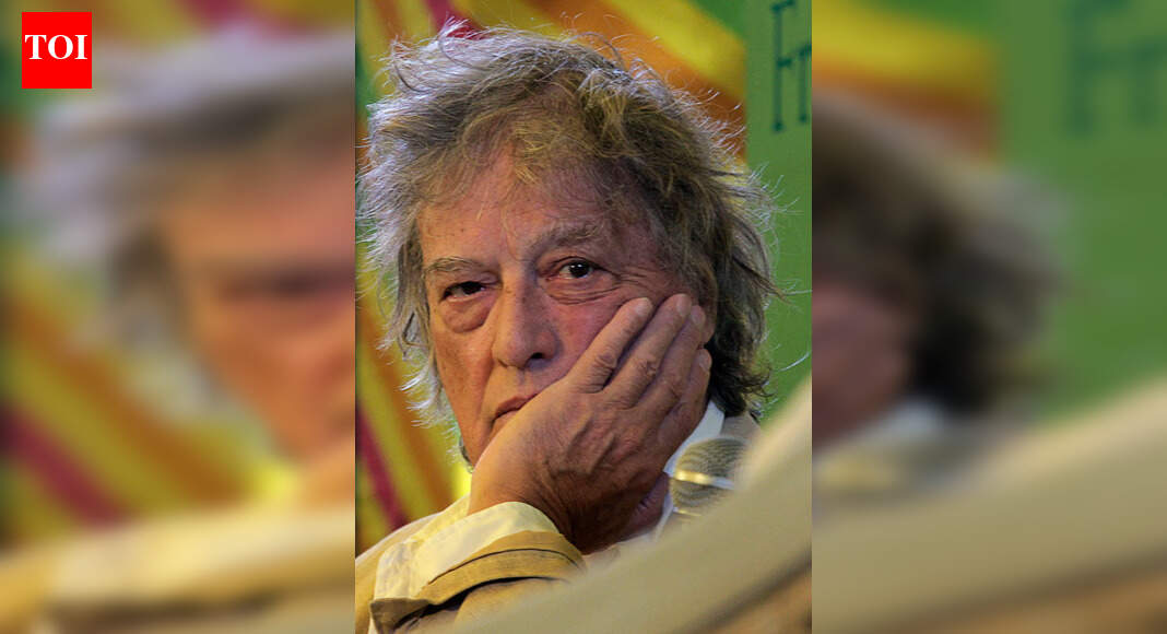 Tom Stoppard, Oscar-winning playwrite for 'Shakespeare In Love,' passes away at 88