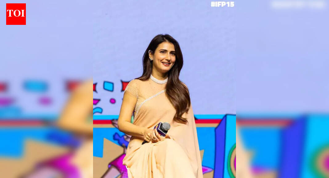 IFP S15: Fatima Sana Shaikh on working with Naseeruddin Shah in 'Gustaakh Ishq': 'Was very worried he'd judge me'