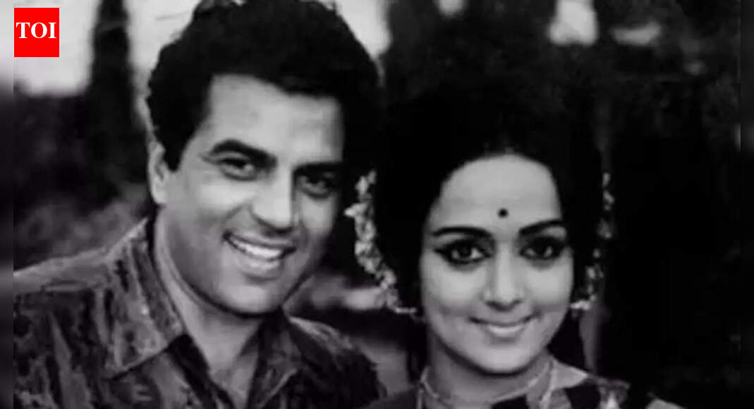 Shah Rukh Khan- Gauri to Dharmendra-Hema Malini: Bollywood power couples who follow different faiths but are happily married