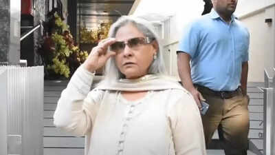 Jaya Bachchan takes a dig at young actors who tip off paparazzi, ‘Agar aapko apna photo nikalvane ke liye camera bulana pade...’