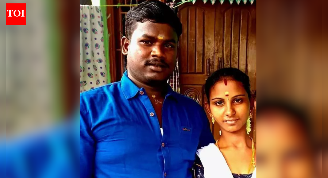 'Payment for betrayal is death': Man stabs wife over extramarital affair; posts selfie with body