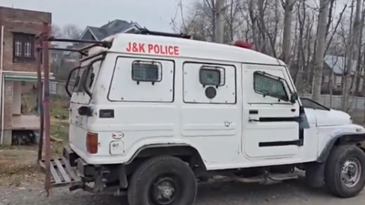Delhi blast probe: NIA raids 8 locations in J&K; search under way at suspect Jasir Bilal Wani’s house