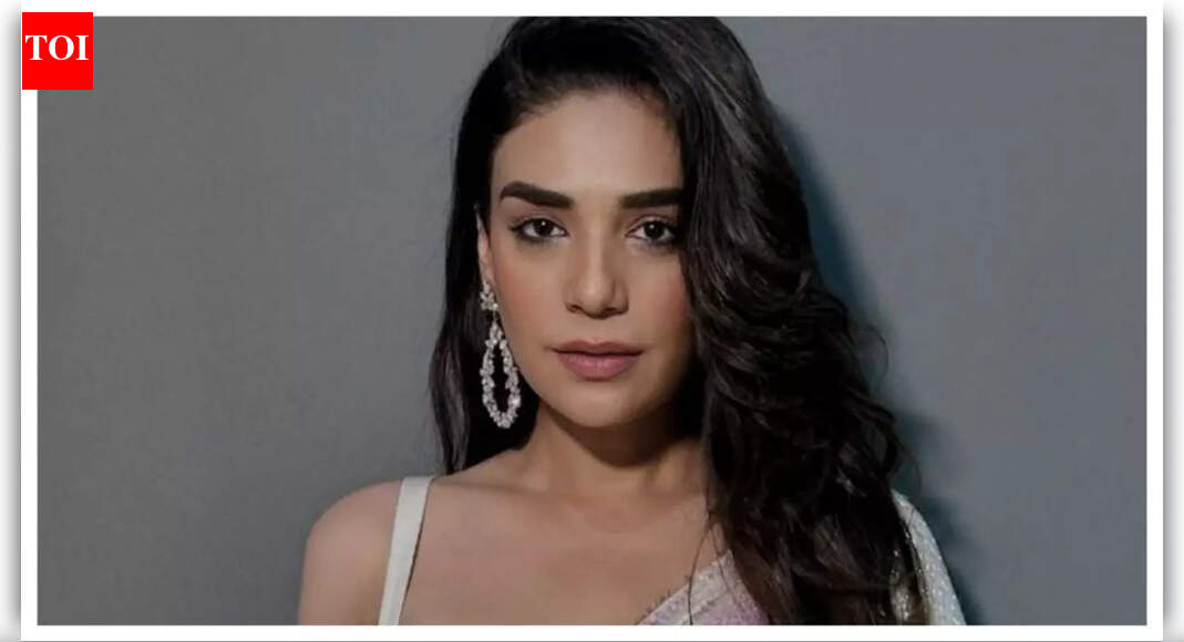 Anjuum Faakih returns to fiction after two and a half years, to play the antagonist in Arambhi