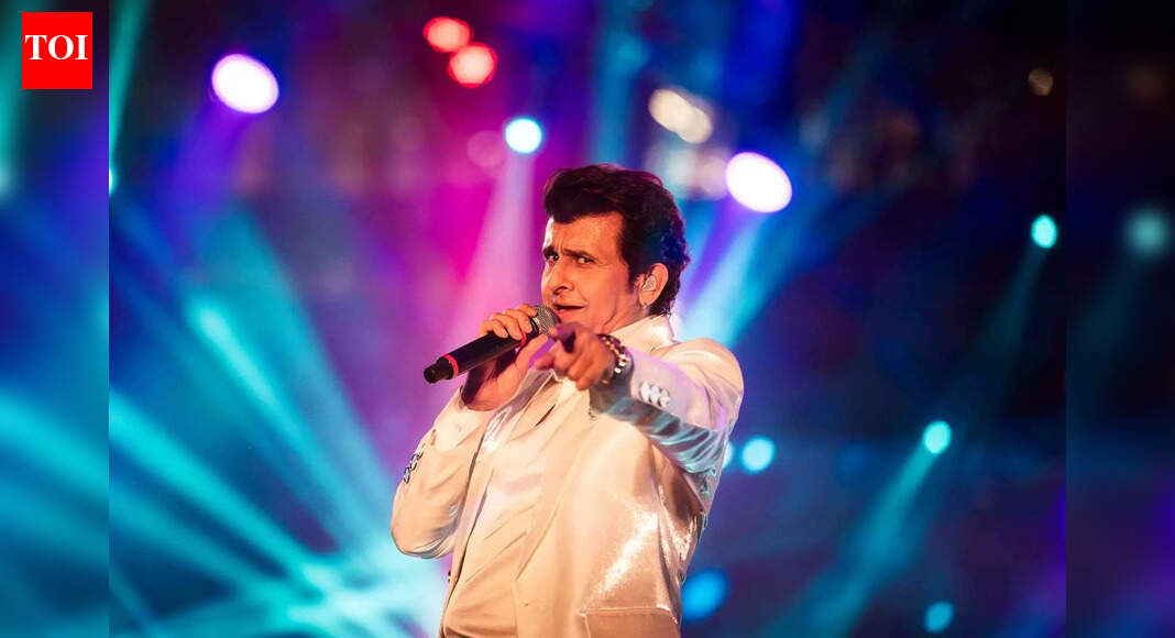 When the singer becomes the song, the singer doesn’t exist: Sonu Nigam