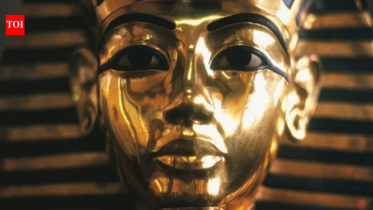 From Dead Sea Scrolls to Hope Diamond, 7 priceless objects in the world