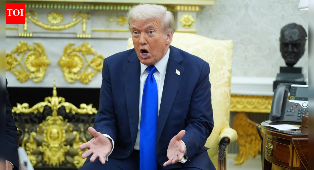 Caribbean strikes: White House contradicts Trump amid scrutiny; defends Admiral behind follow up hit