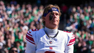 Why Giants rookie Jaxson Dart wears eye black and a signature chain every time he takes the field? Here's the heartfelt reason behind this ritual