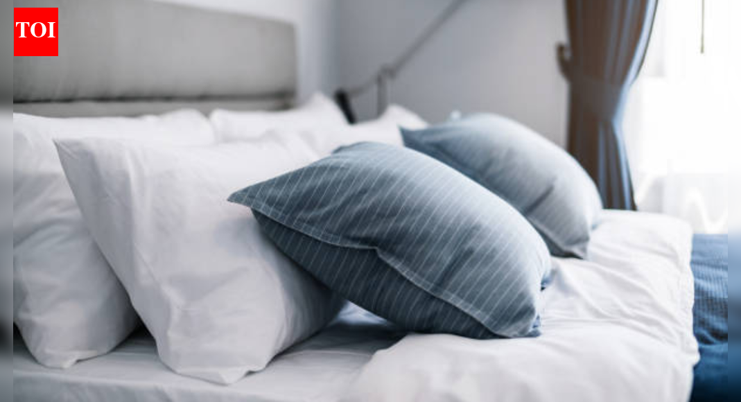 If multiple pillows are the only way you can sleep, read this
