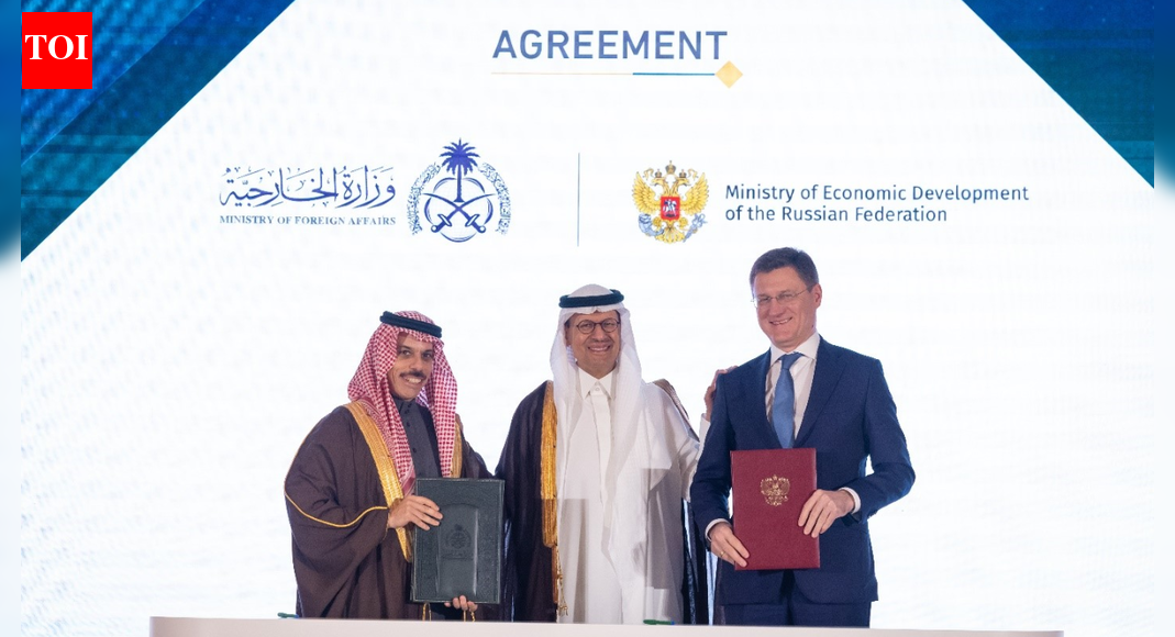 Saudi Arabia and Russia forge historic agreement allowing citizens 90 day visa free visits