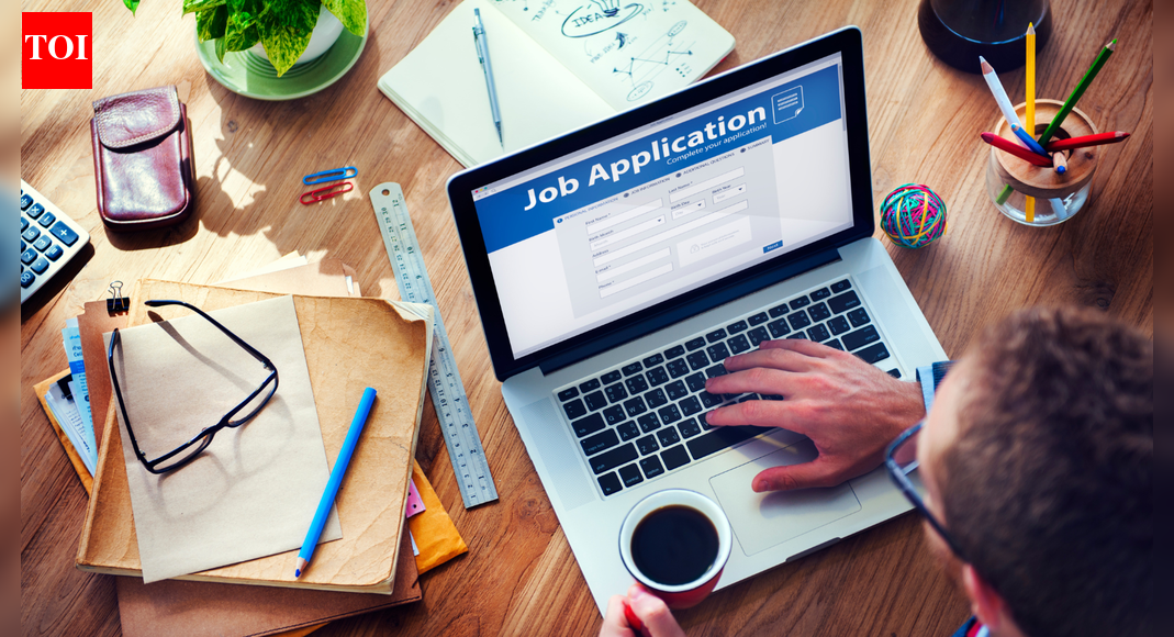 5 government jobs expiring this week: Over 2,100 vacancies across UPPSC, DRDO, Prasar Bharati, NHM, SAIL; check eligibility