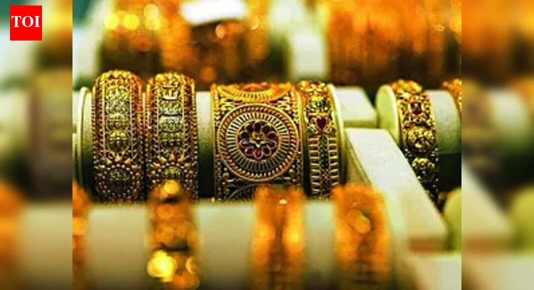 Gold price today: How much 18K, 22K gold costs in your city? Check rates