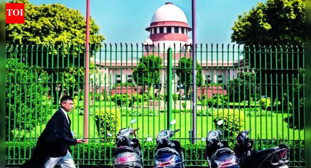 SIR pause in Kerala? SC asks EC for reply; hearing on Dec 8