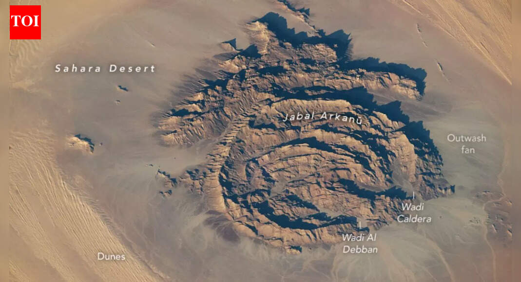 Satellite image reveals how Jabal Arkanū’s rings survived millions of years in the Sahara Desert
