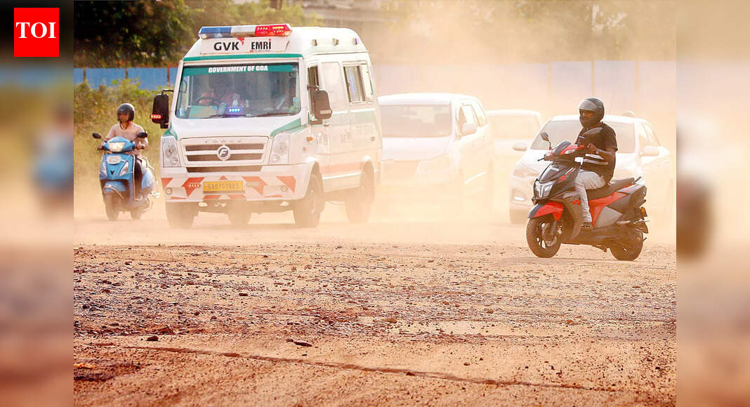 Patients queue up with breathing problems as pollution rises sharply