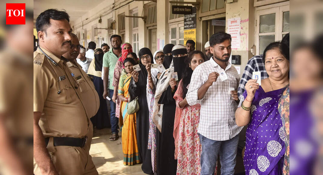 Defer Maharashtra civic pollsphase 1 results till Dec 21: High court