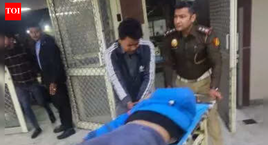 'Every minute mattered': Crowd busy taking photos, Delhi cops’ quick dash saves lives after accident